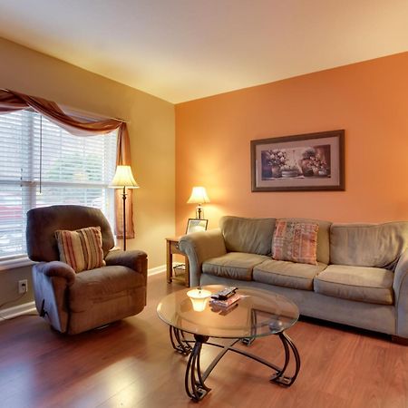 Parkway Condo About Walk To Island In Pigeon Forge! Экстерьер фото