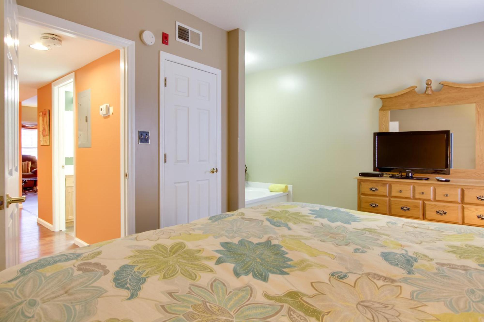 Parkway Condo About Walk To Island In Pigeon Forge! Экстерьер фото