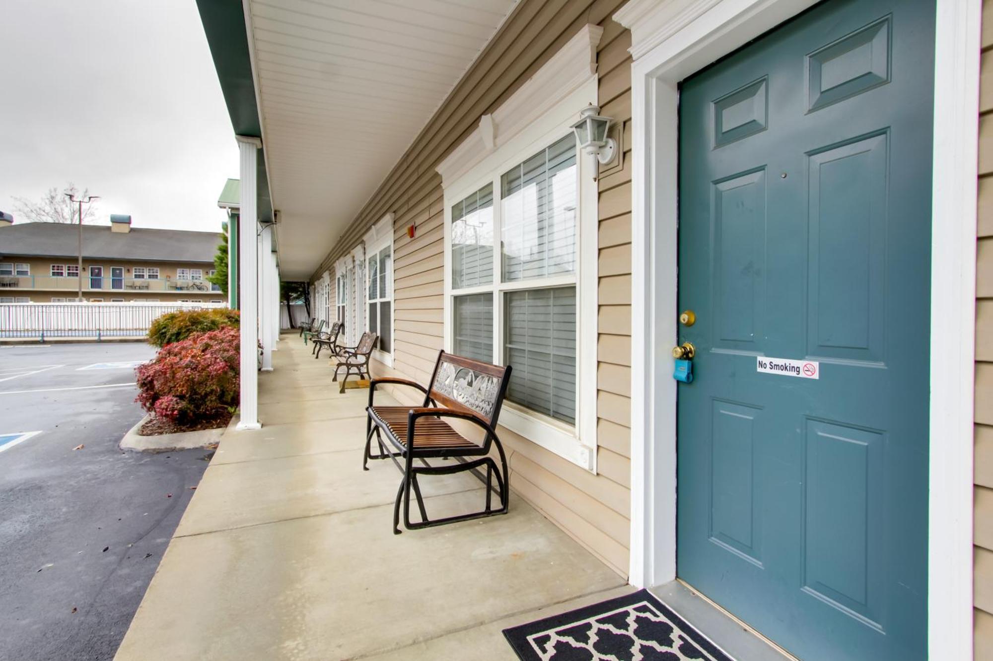 Parkway Condo About Walk To Island In Pigeon Forge! Экстерьер фото