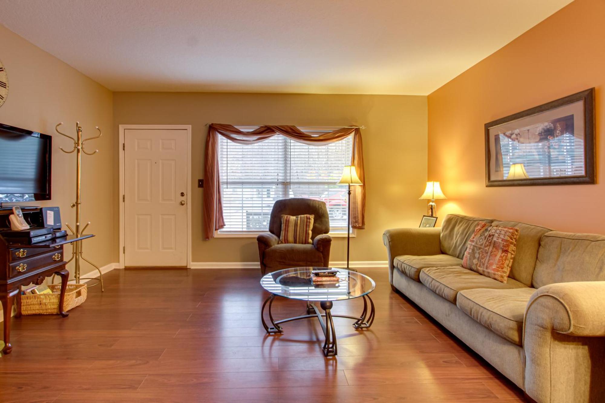 Parkway Condo About Walk To Island In Pigeon Forge! Экстерьер фото