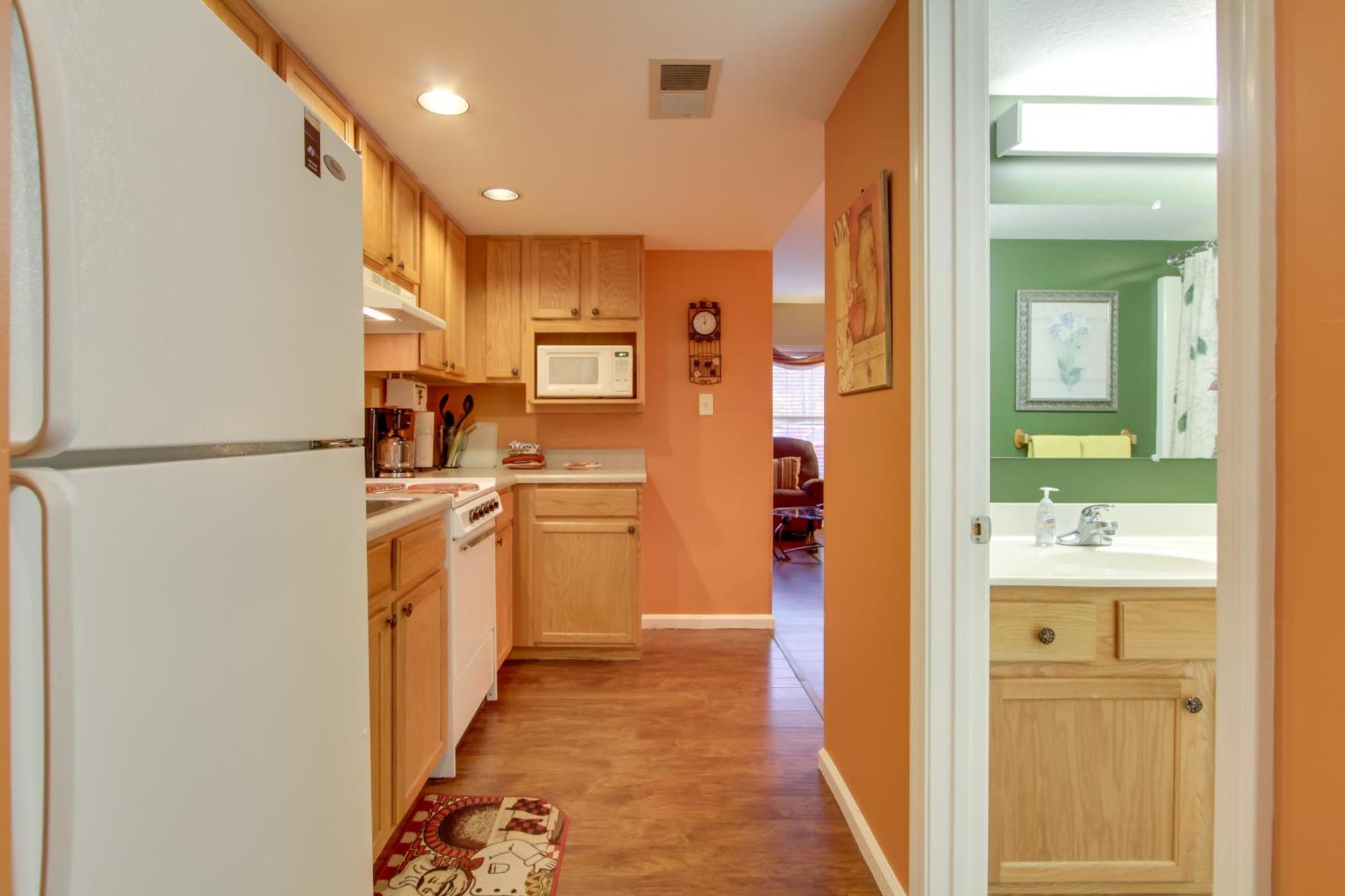 Parkway Condo About Walk To Island In Pigeon Forge! Экстерьер фото